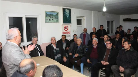 Erdemli Belediye Başkanı Mükerrem Tollu, Sıraç ve Hacıhalilarpaç Mahallesini Ziyaret etti