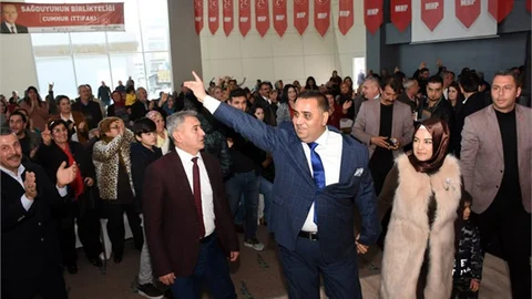 Cumhur İttifakı Adaylarına Salon Dar Geldi