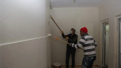 Eğitim Kurumlarına Destek, Erdemli Tömük Anadolu Lisesinin Boya İşleri Yapıldı