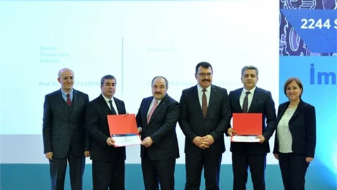 Toros Tarım Ar Ge’de Üniversite – Sanayi İşbirliğine Örnek Oldu