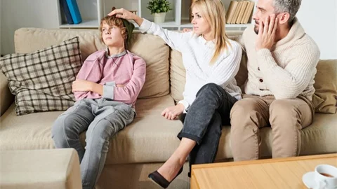 İlk Kural: Sağlıklı İletişim Kurun! Çocuğunuzu Risk Faktörlerine Karşı Hazırlayın