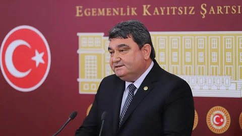 CHP’li Gökçel: Akdeniz Meyve Sineği İle Mücadele Seçim Kurbanı