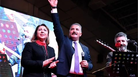 Cumhur İttifakı Mersin Adayı Başkan Tuna; “Sevginin Olduğu Her Yerde İşin Sonu Hayrolur”