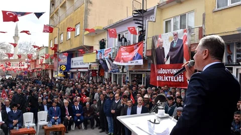Başkan Tuna; “Beyaz Propagandamız ve Projelerimizle Meydanlardayız”