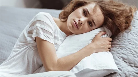 Aşırı Tüy Sorunu Yaşayan Kadınlar Dikkat! Nedeni Yumurtalık Kistleri Olabilir!