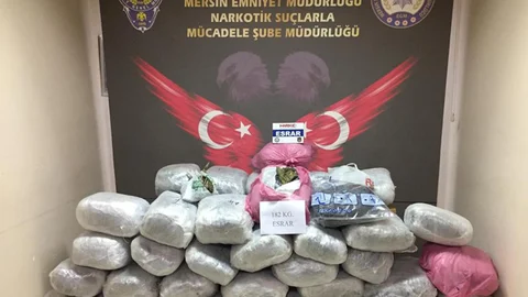 Mersin'de Narkotik Ekipleri 182 Kg.155 Gr. Esrar Ele Geçirdi
