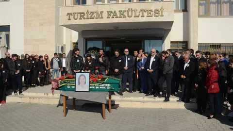 Mersin Üniversitesinin Acı Kaybı: Öğr. Gör. Feray Fennibilek Son Yolculuğuna Uğurlandı