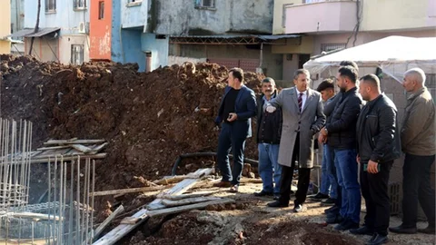 Akdeniz Belediye Başkanı Pamuk, Mahalle Ziyaretlerini Sürdürüyor