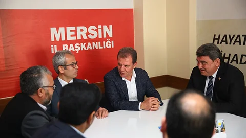 Seçer, "Çaresizliğin Göstergesi"