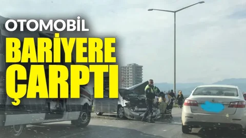 Otomobil Bariyere Çarptı