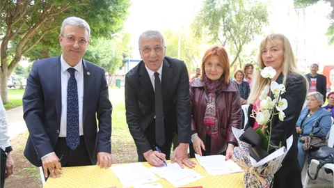 Başkan Tarhan, 'Doğa Dostu Belediye Başkanı Taahhütnamesi'ni İmzaladı