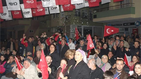 Mersin Silifke Belediye Başkanı Dr. Turgut, “Teşekkürler Gazi Mahallesi Teşekkürler halkımız…”