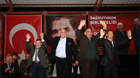 Erdemli Belediye Başkanı Tollu, ‘Hasbi Olanlarla Yoldayız, Hesabı Olanlarla Değil’