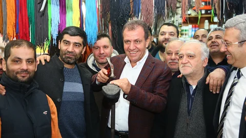 CHP’li Vahap Seçer’den, Esnafa Başkan Sözü