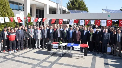 Mersin Büyükşehir’den Salon Sporlarına Destek