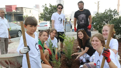 İtalya’dan Övgüler