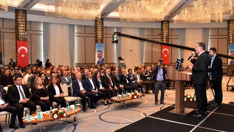 Başkan Hamit Tuna; 114 İddialı Projesini Sundu