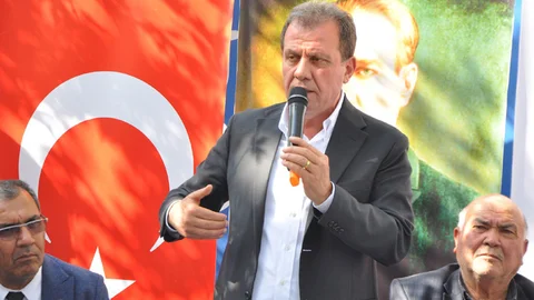 Vahap Seçer, ‘Vatandaşın Derdi Beka Değil, İşsizlik ve Yoksulluk’