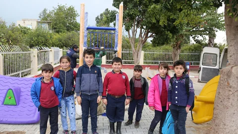 Minik Kalplere Dokunuş