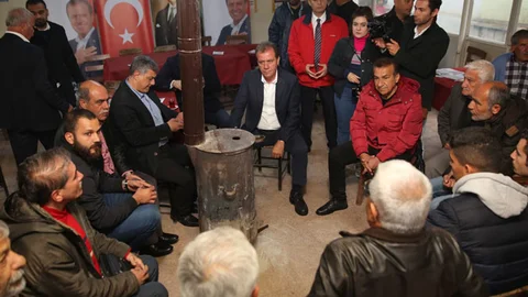 CHP Başkan Adayı Vahap Seçer, ‘Belediye Başkanı Irkçı, Ayrımcı Olamaz’