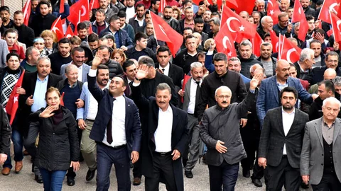 Toroslar, Cumhur Yürüyüşü İle Şaha Kalktı
