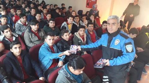 Dikkat!! Siber Suça Bulaşmayın, Mağduru Olmayın