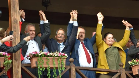 Başkan Dr. Bozdoğan; “Bu Kenti Olması Gereken Yere Getireceğiz”