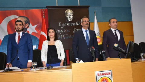 Başkan Bozdoğan İlk Meclisi Toplantısını Yaptı “Bu Kenti El Birliğiyle Ayağa Kaldıracağız”