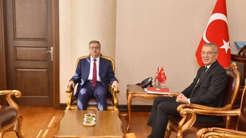 Vali Su, Başkan Tarhan'ı Kabul Ettti