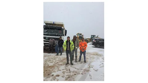 Mersin’in Erdemli İlçesinin Yüksek Kesimlerinde Kar Yağışı Etkili Oldu