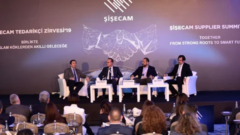 Şişecam Topluluğu Tedarikçi Zirvesi’nde İş Ortaklarıyla Bir Araya Geldi