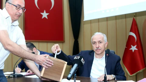 Belediye Başkanından Çağrı, “Akdeniz’in Kaderini Değiştirmek İçin Gelin Birlik Olalım"