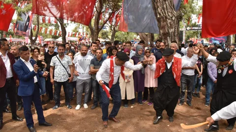 Başkan Yılmaz, Türkmen Şöleni’nde Vatandaşlarla Bir Araya Geldi