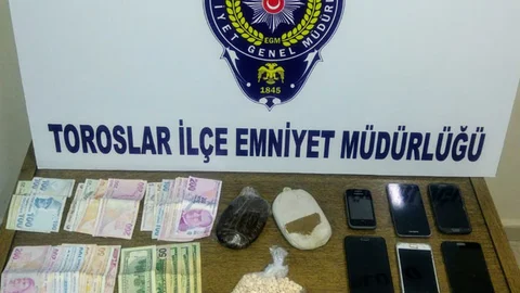 Uyuşturucu Madde ve 250 Dolar Para Ele Geçirildi