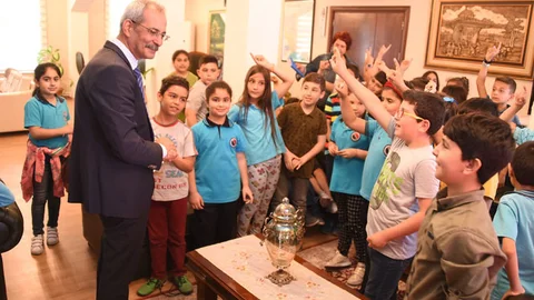 Minikler Sordu Tarsus Belediye Başkanı Bozdoğan Yanıtladı