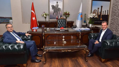 Mersin Valisi Su’dan, Belediye Başkanı Seçer’ Ziyaret