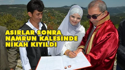 Asırlar Sonra Tarihi Kalede Nikah Kıyıldı