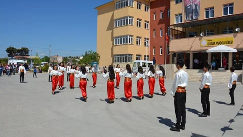 19 Mayıs Atatük'ü Anma Gençlik ve Spor Bayramı Gülnar’da Coşkuyla Kutlandı