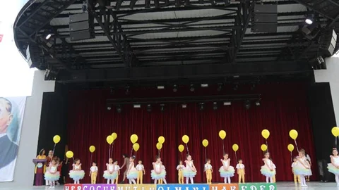 Mezitli'nin Minikleri, Türkiye'nin Renklerini Sergiledi