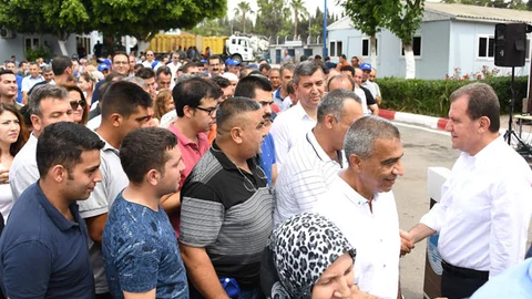 Başkan Seçer Büyükşehir ve MESKİ Personeli İle Bayramlaştı