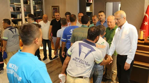 Başkan Tarhan Personeli İle Bayramlaştı