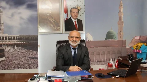 Erdemli İlçe Müftüsü Dr. Erenay, Bayramı Kendi Adımıza Değil İnsanlık Adına Yaşayalım