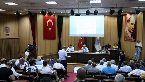 Akdeniz'de Alt ve Üstyapı Hizmetleri İçin Meclisten Borçlanma Yetkisi İstendi