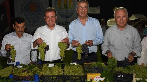 3. Örtüaltı Üzüm Festivali’ne Gerçekleşti