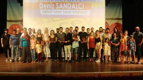 Erdemli, Kısa Film Gösteriminde Buluştu