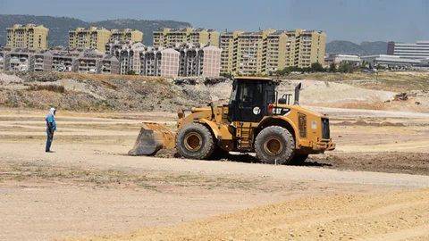 200 Dönümlük Alana Kurulan Kurban Satış Yeri