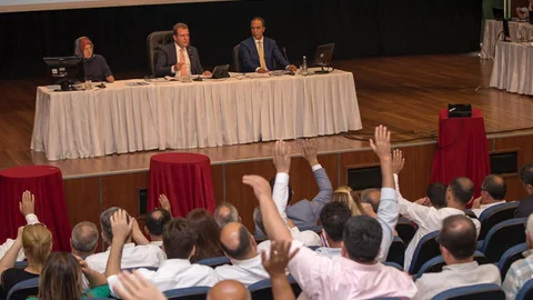 Mersin'de Yeniden Uygulamaya Geçecek, Parkmetre İçin Fiyat Tarifesi Belli Oldu