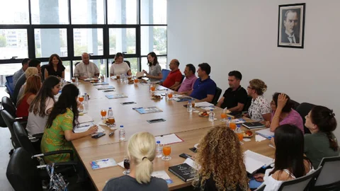 İmar ve Ruhsat Müdürleri Mezitli’de Toplandı