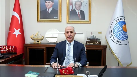 Akdeniz Belediye Başkanı Gültak; ‘24 Temmuz Gazeteciler ve Basın Bayramı’nı Kutladı