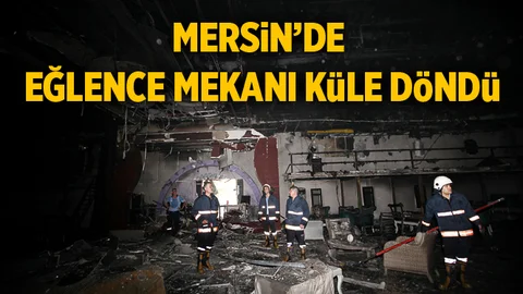 Mersin'de Eğlence Merkezi Küle Döndü